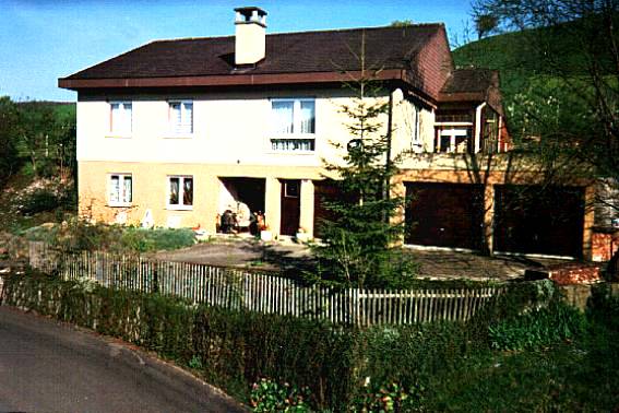 Das Haus von Westen 
(im Frühling 1991)